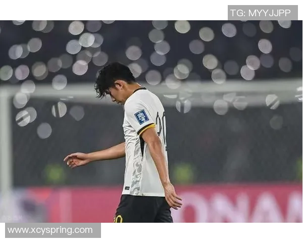 足球球星意外腿部骨折伤情牵动球迷心引发未来赛场走势关注 足球球星意外腿部骨折伤情牵动球迷心引发未来赛场走势关注